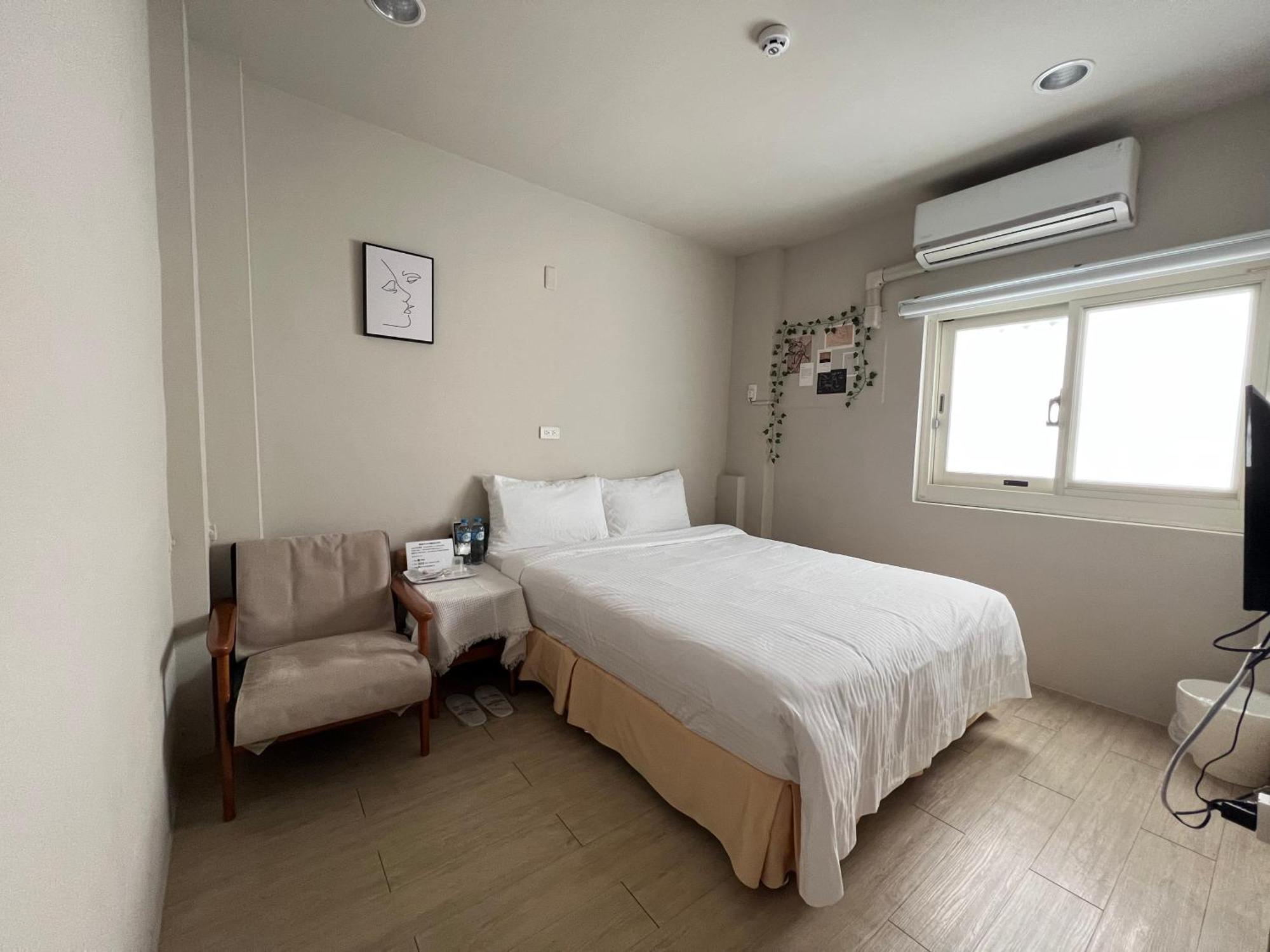 ホテル 微趣 Wechill 台南 エクステリア 写真